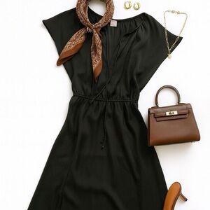 H&M Olive Green Satin Midi Dress 🫒